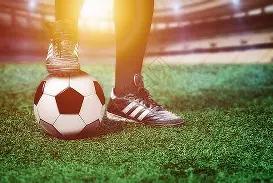 利物浦以,完胜伯恩茅,迪亚斯与努,世界杯预选赛,2026世界杯,足球预选赛,各国球队,赛程安排